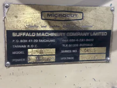3 HP MICROCUT MODEL #1050 VERTICAL RAM KNEE MILL: STOCK #21730