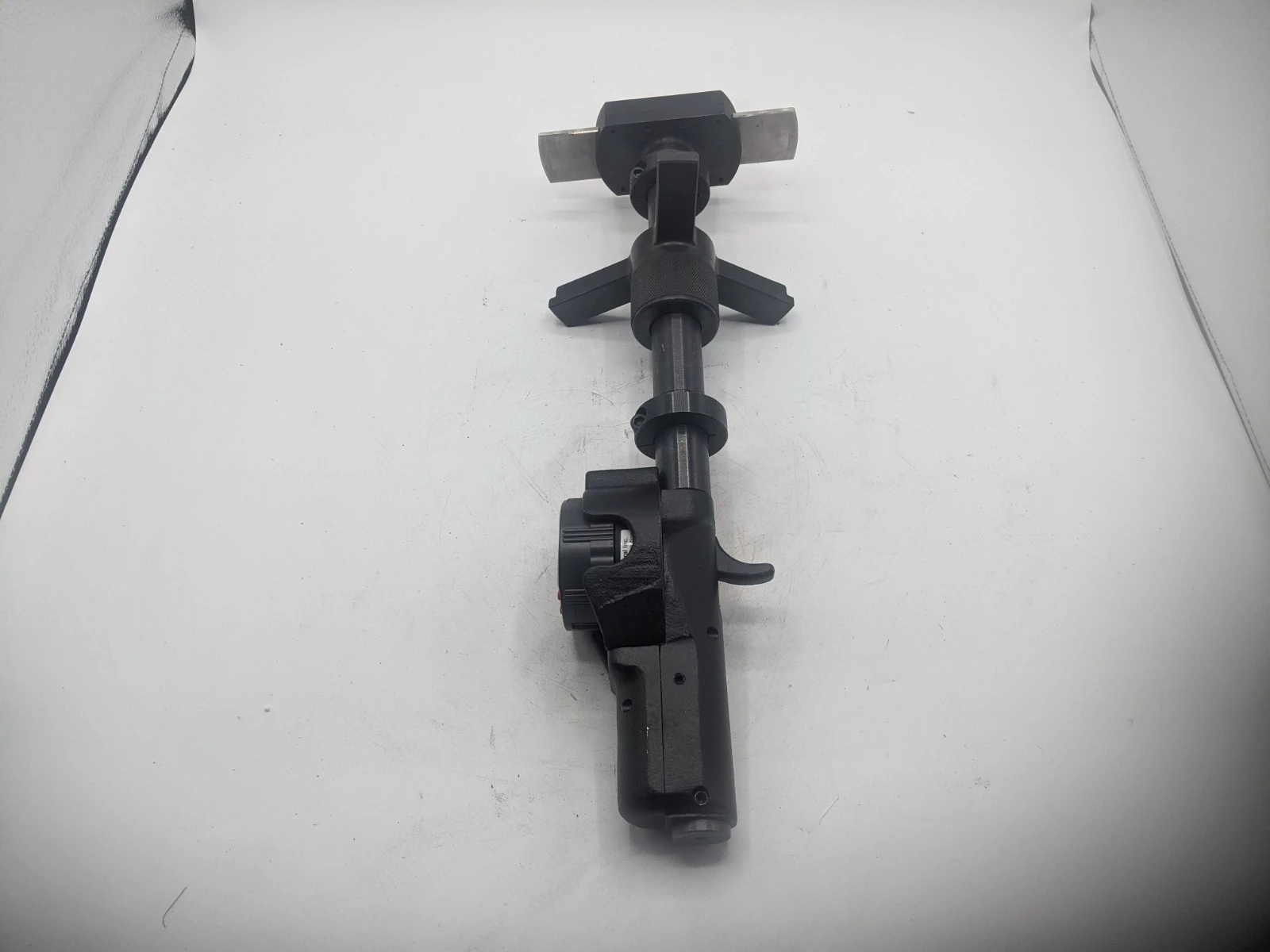 Hanlo Internal Groove Gage #86923 with MahrFederal UmaxumII Gaug