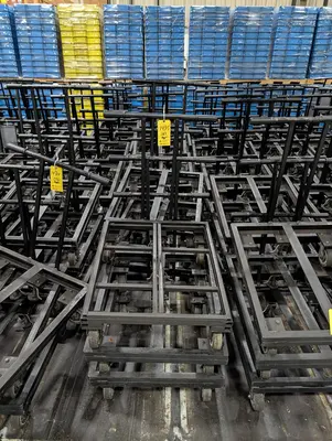 (18) Rolling Material Carts