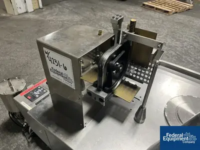 USED Qualicaps Qualicaps Capsule Filler Mdl 10