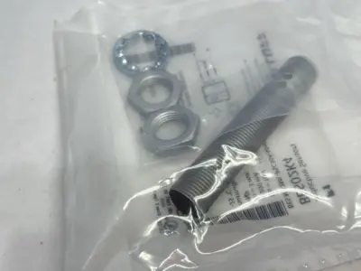NEW BALLUFF INDUCTIVE FACTOR 1 SENSOR BES M12ML-PSC30A-S04G-W01