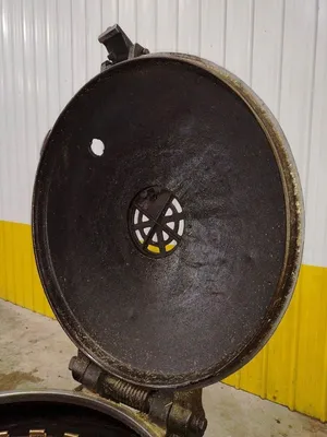 Barrett 1200-E carrier type chip spinner.