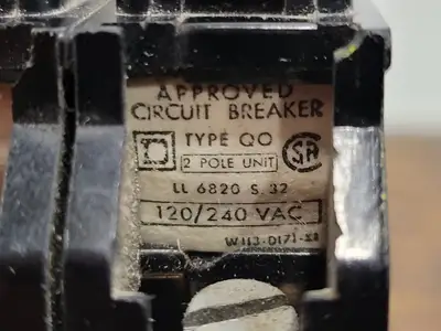 Used SQUARE D QO220 Switchgears British Columbia CA | Lenmark #242279