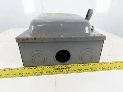 Square D HU364 200A 600V Single Throw Disconnect Safety Switch Disconnect