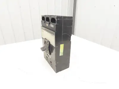 Square D MHF3660030M Molded Case Circuit Breaker 600A 3 Pole 600VAC 1PH