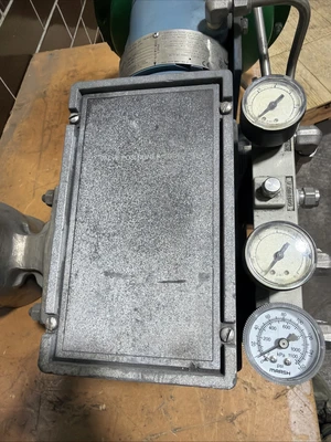 USED Fisher V200