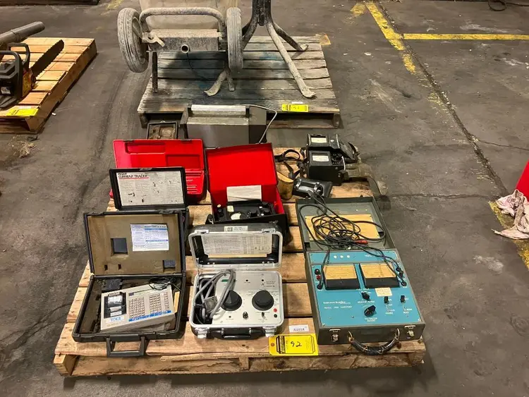 Used _UNKNOWN_ _UNKNOWN_ Test Equipment - Other Ohio US | Myron Bowling Auctioneers Inc #1504730