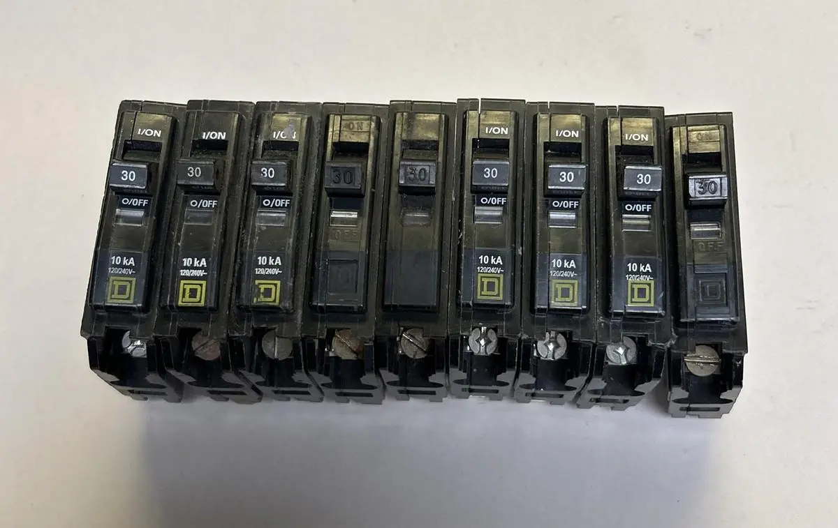 Used SQUARE D QOB130 Switchgears Ohio US | Surplus Asset Holdings #1235520