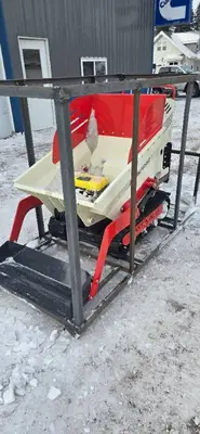 AGT Stand-On Self-Loading Crawler Dumper (QHT500FL)