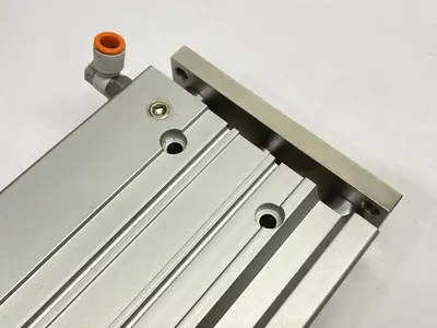 MGPM40TN-250Z | SMC  Compact Guide Pneumatic Cylinder 40mm Bore 250mm Stroke - Used