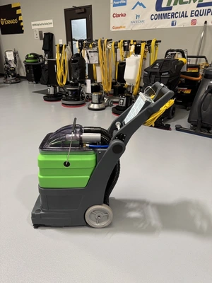 IPC SC4 12″ 4 Gallon Carpet Extractor Refurbished