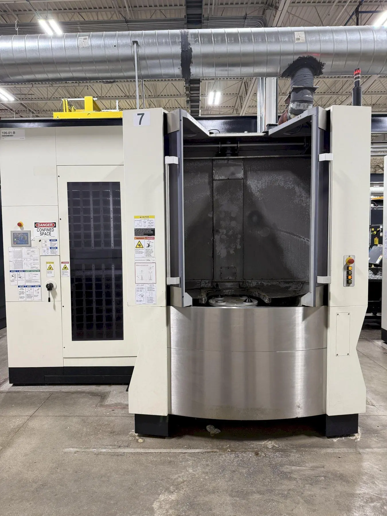 USED 2011 MAKINO A61NX