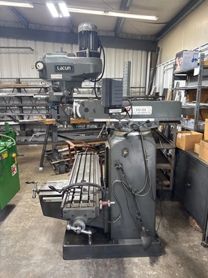 Used LAGUN FTV-2SE Vertical Mills Illinois US | Aucto #1355308