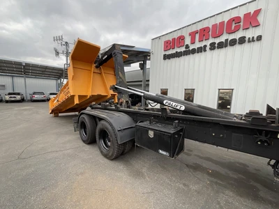 Used 2009 KENWORTH T800 Hooklifts & Roll-Offs California US | Big Truck & Equipment #1412296