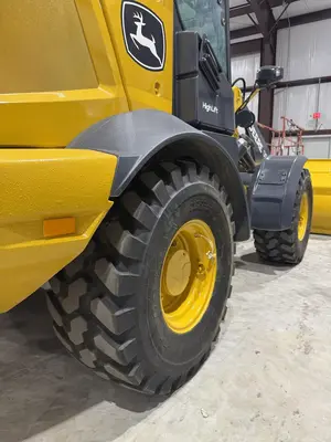 Used 2022 DEERE 324L Wheel Loaders Texas US | Proxy Equipment #1378436
