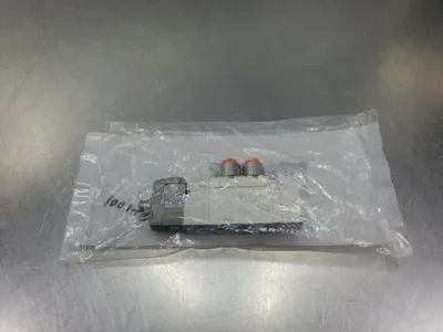 SMC SY5120-5WOZ-N7T-F2 Solenoid Valve. 6E-4