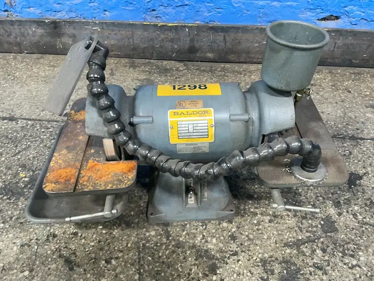 Used BALDOR 500 Pedestal Type Grinders (Double End) Ohio US | HGR 24 #1446142