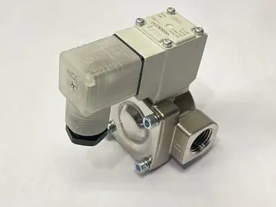 USED SMC 2-WAY MEDIA VALVE