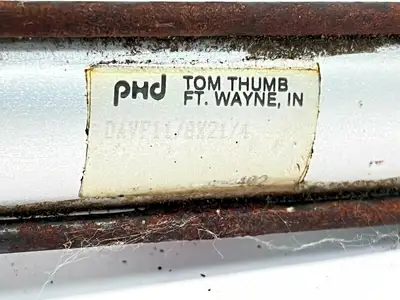Used PHD DAVF11/8X21/4 Pneumatic Cylinders Michigan US | Maverick Industrial Sales #1462633