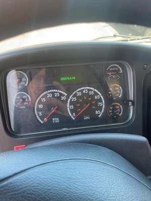 USED 2017 FREIGHLINER M2