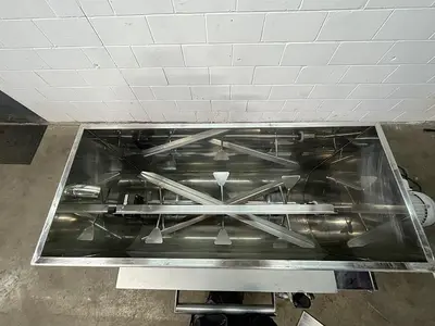 SeaPro 3 Lane Piston Depositor with Agitated Hopper