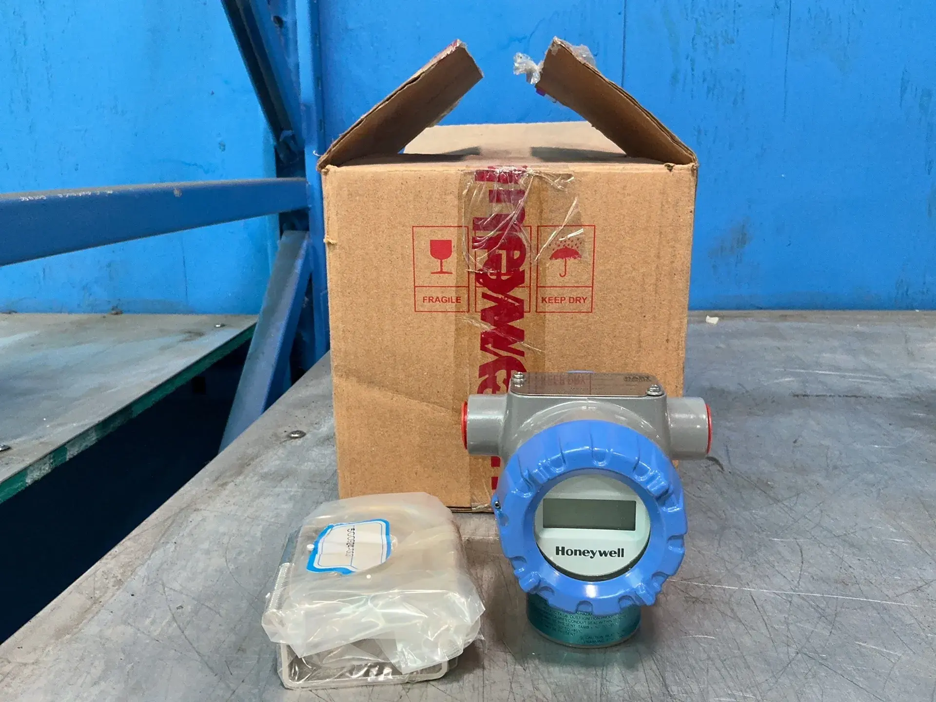 Used HONEYWELL STT750S0AAHC11SA30A0000000 Transducers Ohio US | HGR 24 #1414156
