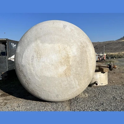 (2) 20,000L Underground Fiberglass Fuel Tanks