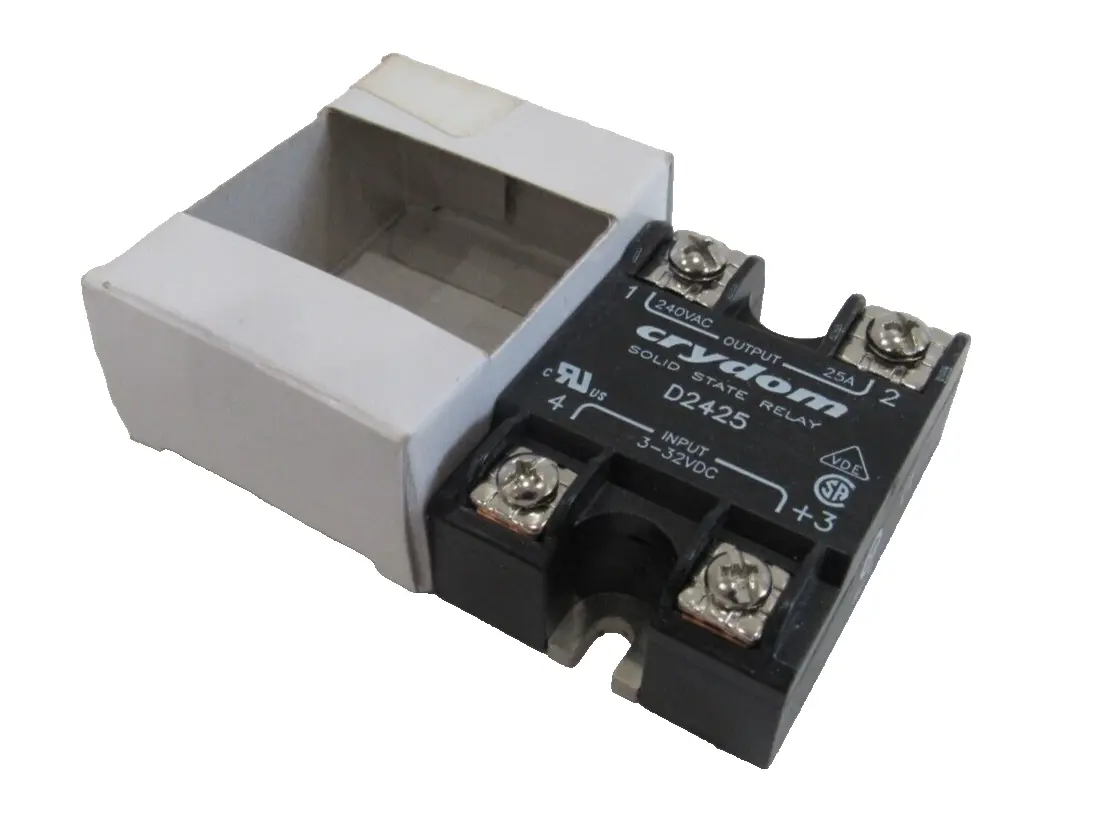 NEW CRYDOM D2425 SOLID STATE RELAY