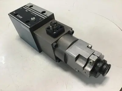 USED BOSCH 0 811 403 001