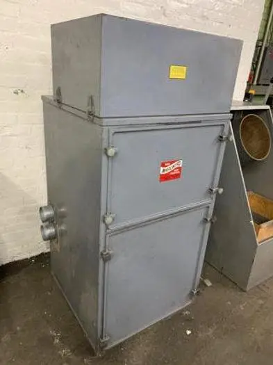 4479-550 I SHOR (Torit Type) Whirlwind Model #4, 3HP Cabinet Dust Collector With Silencer