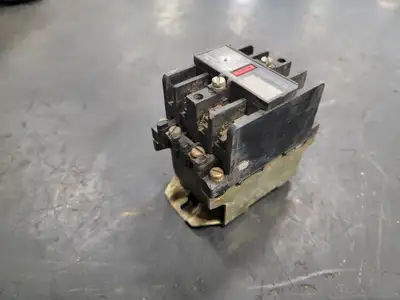 USED ALLEN-BRADLEY 700-N