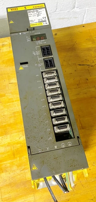 FANUC A06B-6102-H211 SPINDLE AMPLIFIER