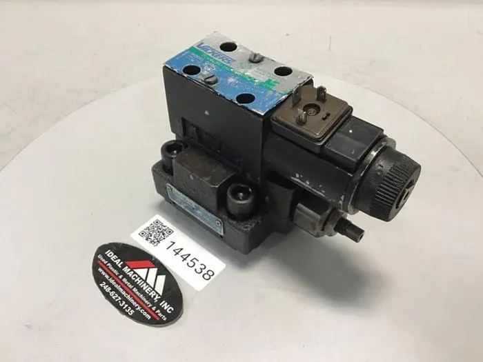 Used VICKERS DG4V-3S-2AL-M-U-HL7-60-EN490 Valves/Fittings Michigan US | Ideal Machinery #608317