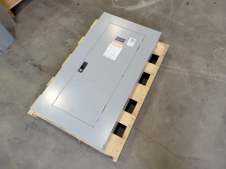 Used GENERAL ELECTRIC AQF3421MBX Switchgears British Columbia CA | Lenmark #835317
