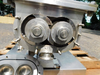 USED WAUKESHA 34 R.F.