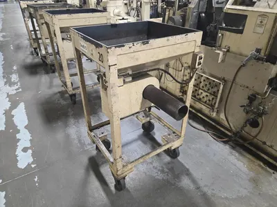 (1) Auger Hopper