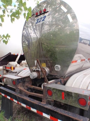 Used 1983 POLAR _UNKNOWN_ Tanker Trailers Indiana US | Lakeshore Equipment Sales #1546554
