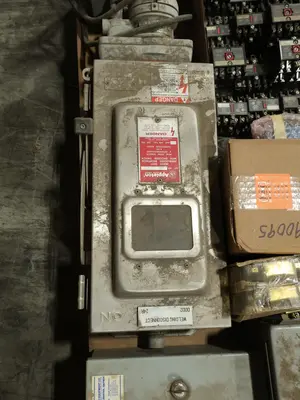 5 PALLETS OF ASSORTED ELECTRICAL AND COMPONENTS