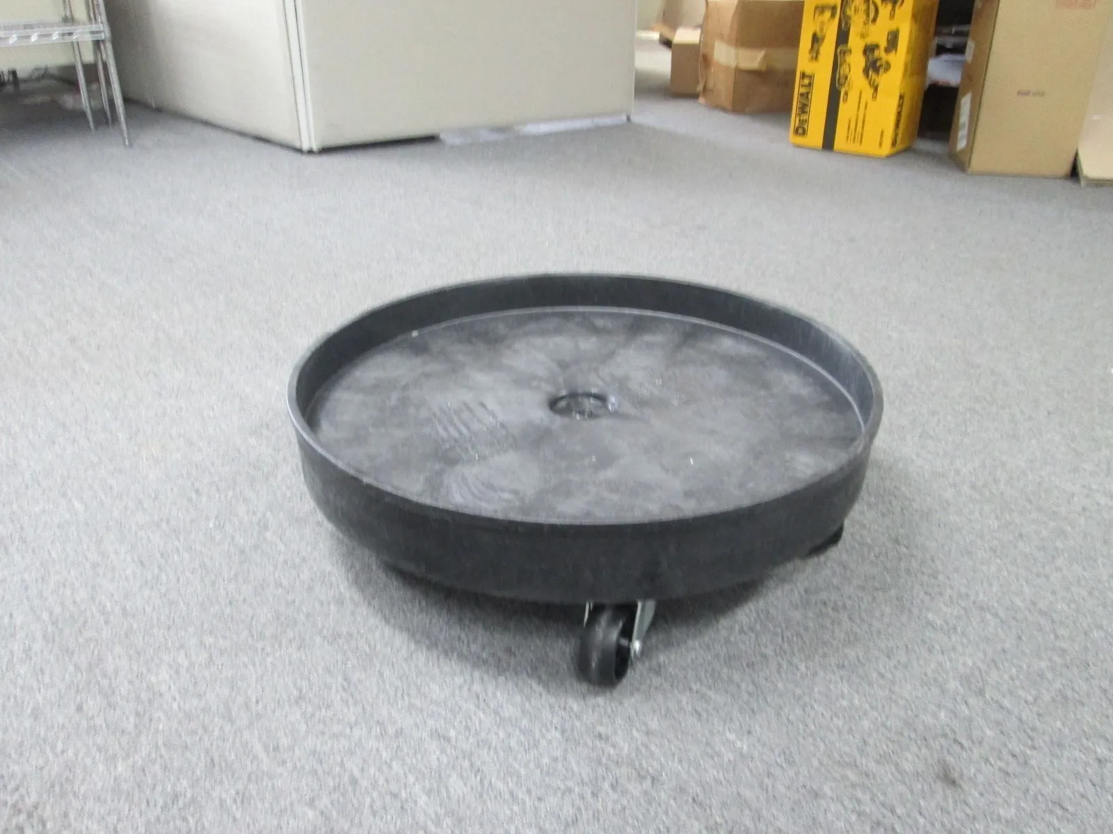 USED RUBBERMAID 2650