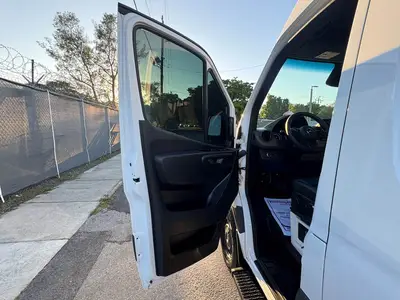 Used 2024 MERCEDES-BENZ 2500 Vans Florida US | Truck and Van Outlet #1509211