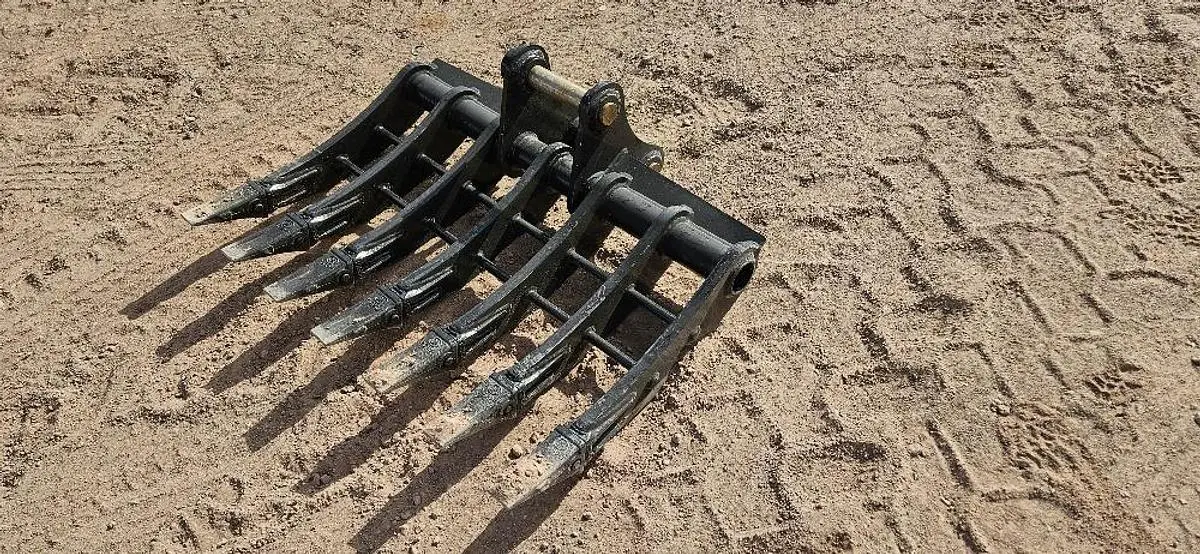 Used _UNKNOWN_ _UNKNOWN_ Compact Landscape Rakes Utah US | CSS Equipment Sales #1347324