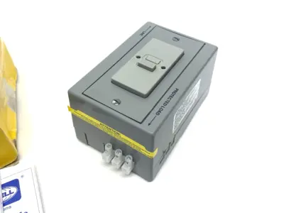 New | in-Stock Hubbell DIN Rail Utility Box, Complete GFCI, with Aux Contact Electrical Boxes Michigan US | Maverick Industrial Sales #1475523