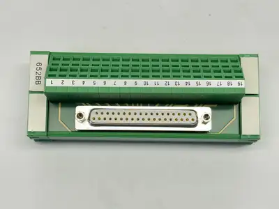 UM 45-D37SUB/B/ZFKDS,2293695 | Phoenix Contact UM 45-D37SUB/B/ZFKDS Interface Module D-Sub 37-Position 2293695 - Used
