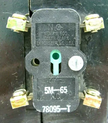 USED JOSLYN CLARK 5DP9-5021-11 CONTACTOR 5DP9502111 5M-65
