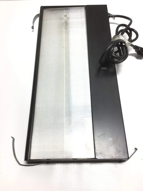 Used HERNAN MILLER _UNKNOWN_ Lighting Pennsylvania US | Moses B Glick #1008900