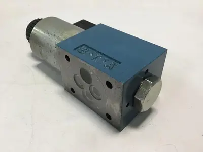 USED BOSCH 0 810 092 107