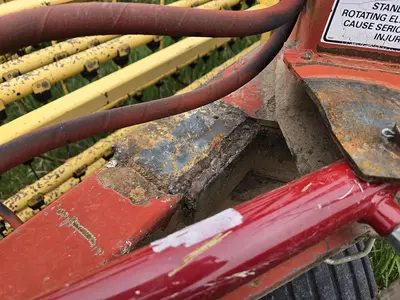 USED NEW HOLLAND 216