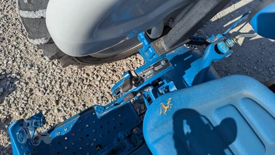 USED 1985 FORD 2910