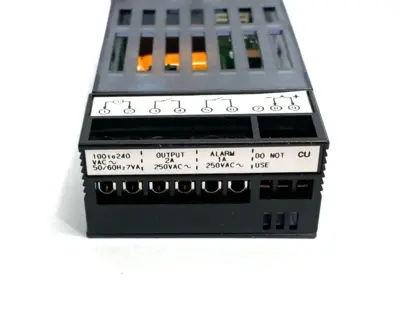 USED OMRON DIGITAL TEMPERATURE CONTROLLER