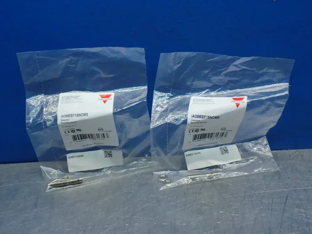 NEW CARLO GAVAZZI IA08BSF15NOM5